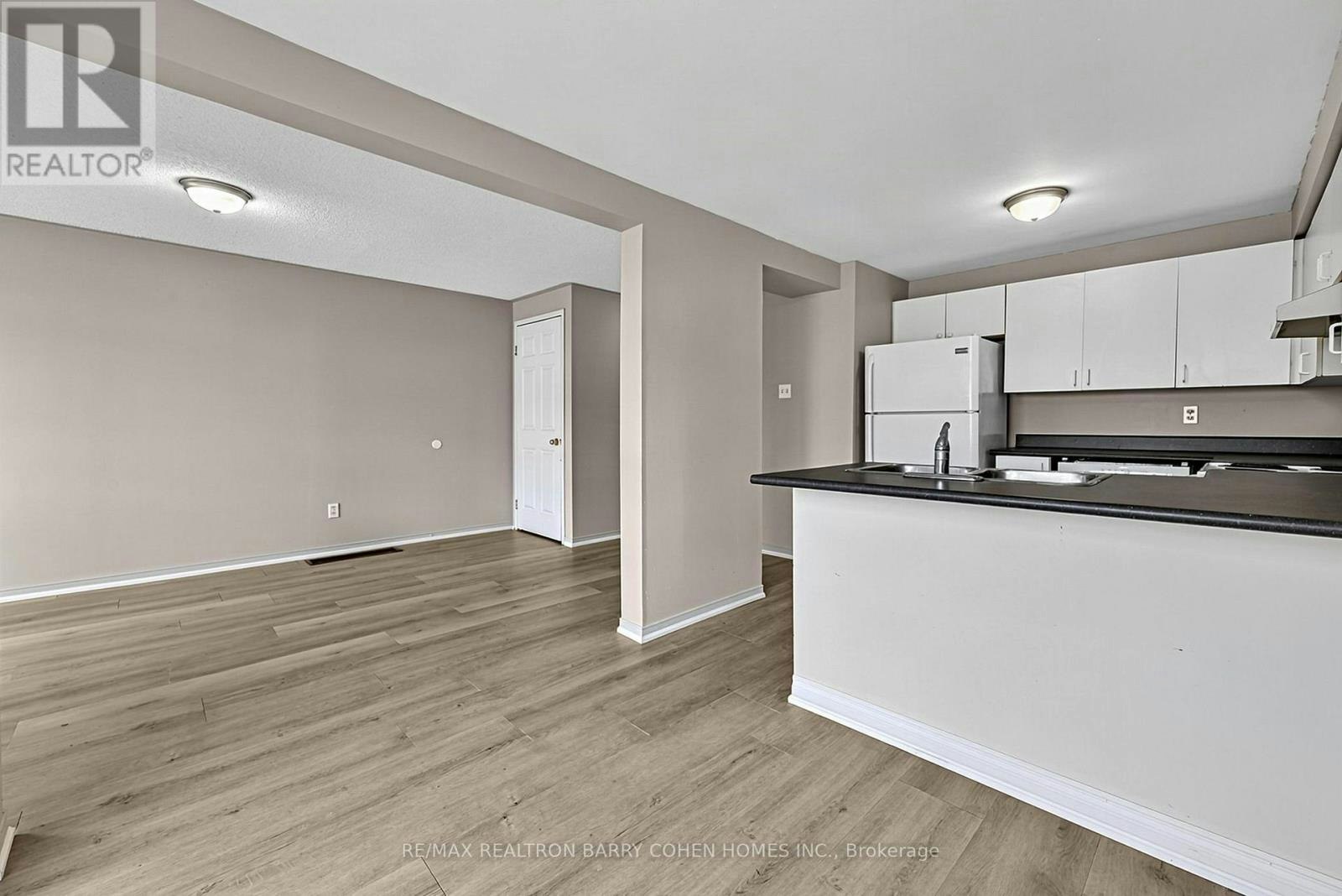 43 Black Cherry Crescent, Barrie, ON, L4N 9L1 - 9