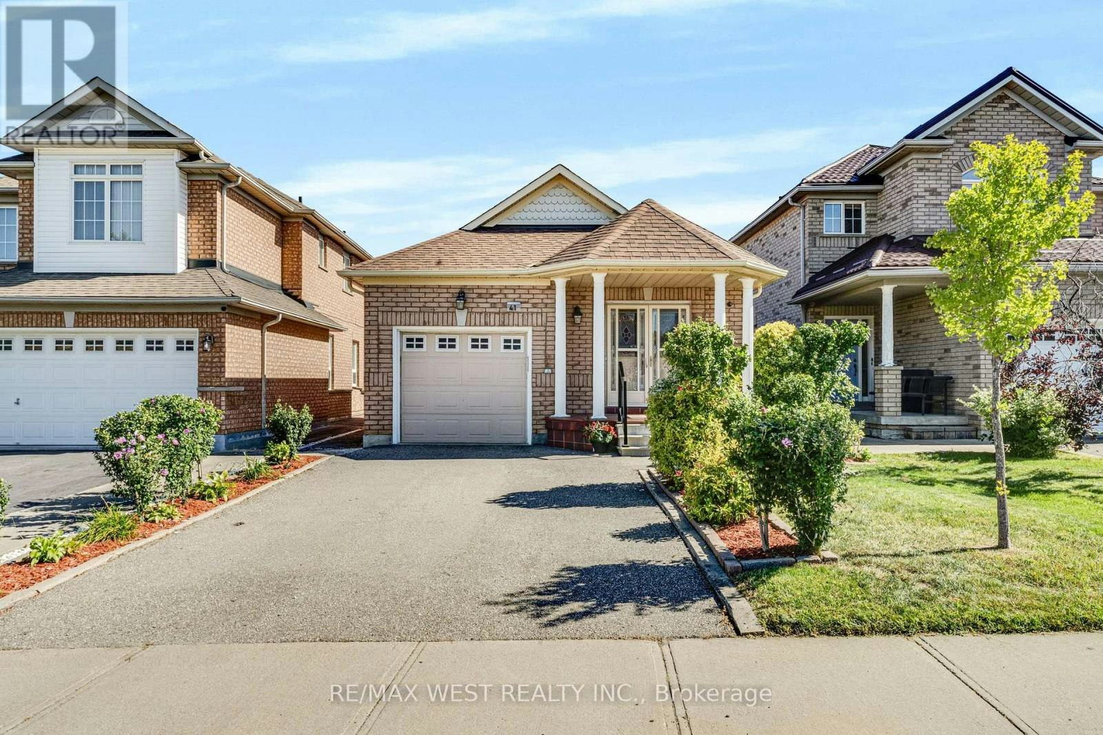 41 Olympia Crescent, Brampton, ON, L6X 4W2