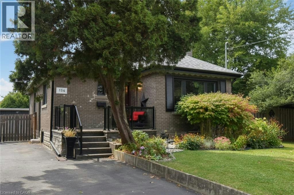 154 Ewen Road, Hamilton, ON, L8S 3C7