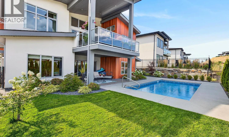 887 Loseth Drive