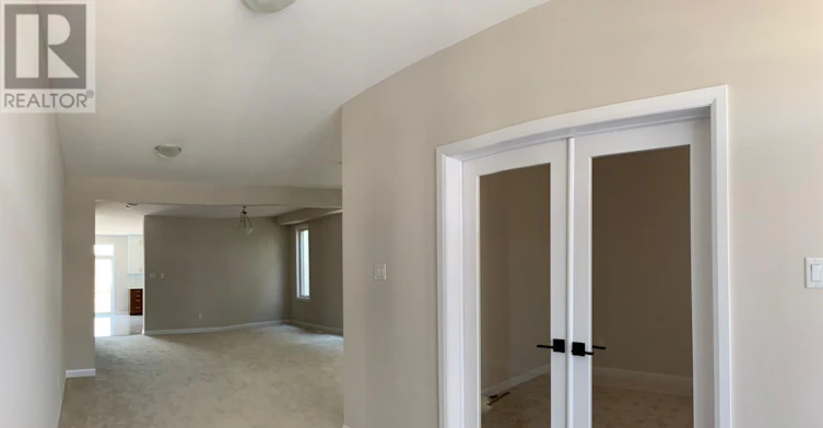 160 Aquarium Avenue, Ottawa, ON, K4A 1K8 - 2