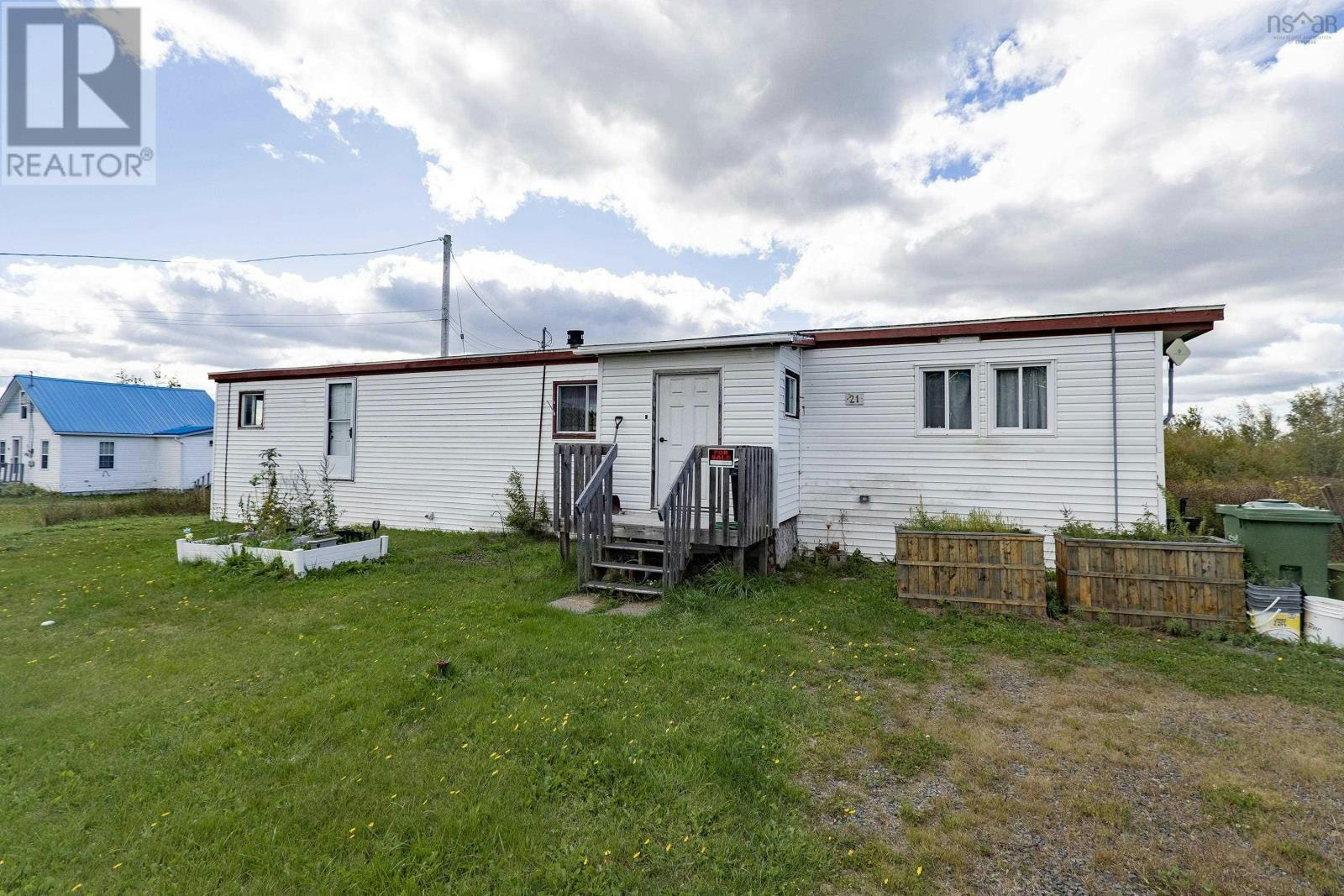 21 Harrison Avenue, Springhill, NS, B0M 1X0