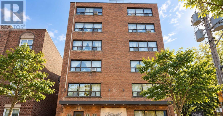 503-214 Vaughan Road, Toronto, ON, M6C 2M3