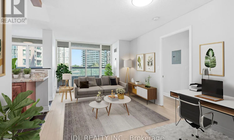 516-503 Beecroft Road