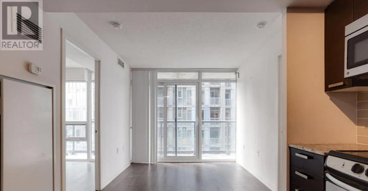1110W-36 Lisgar Street, Toronto, ON, M6J 0C7 - 6