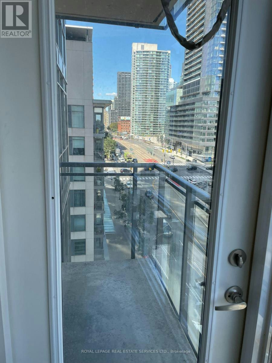 907-11 Brunel Court, Toronto, ON, M5V 3Y3 - 2