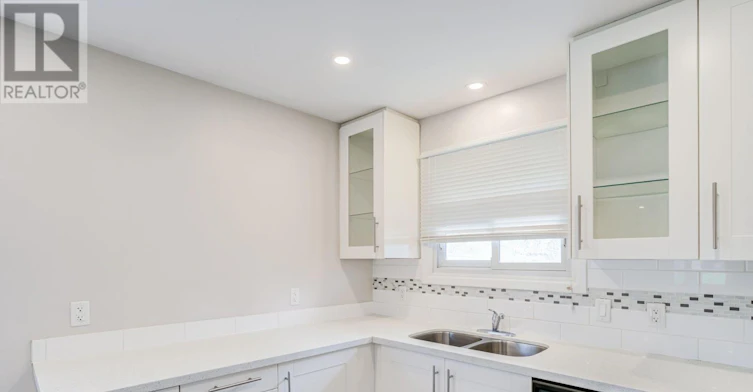 620 Central Park Boulevard N, Oshawa, ON, L1G 6A4 - 22