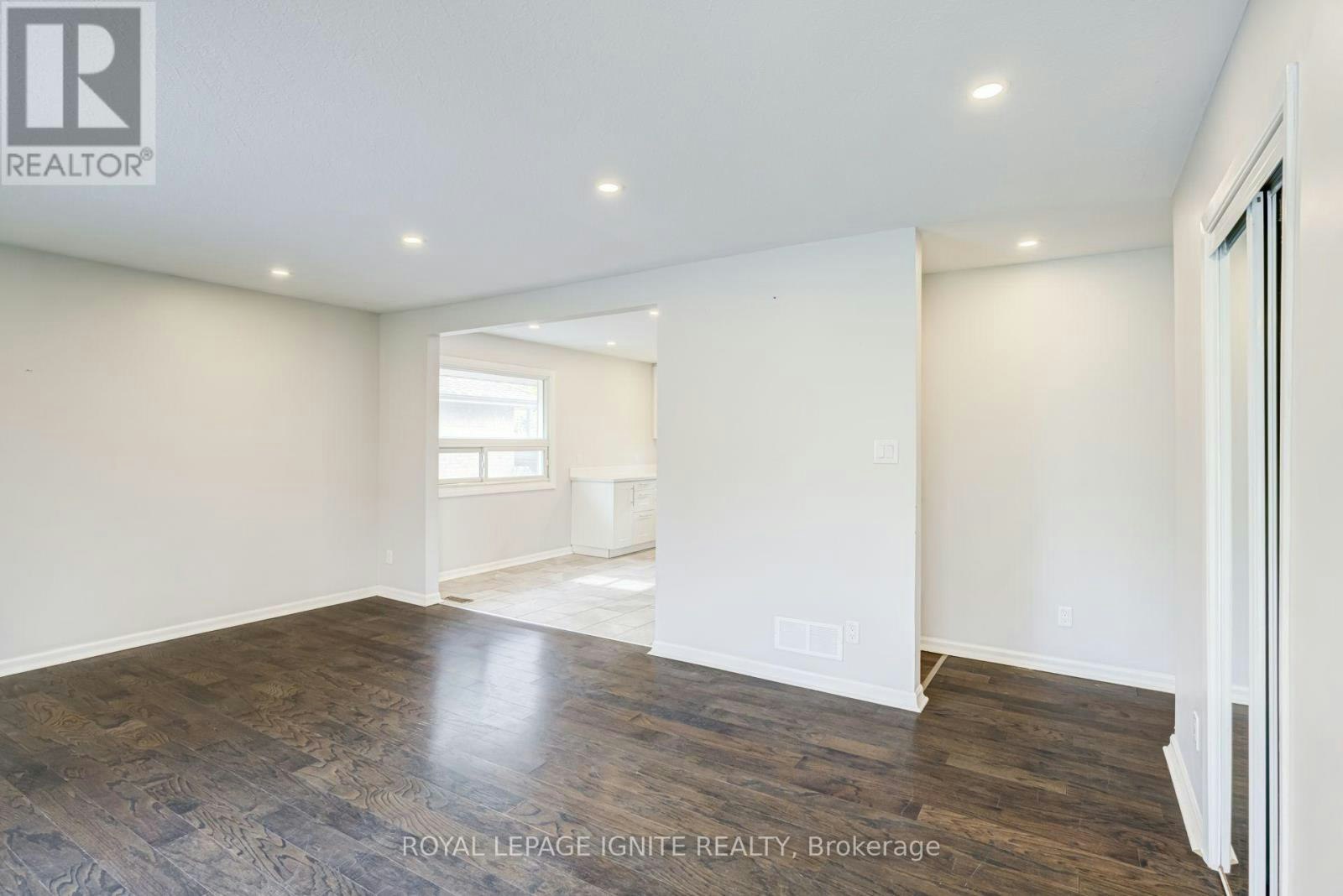 620 Central Park Boulevard N, Oshawa, ON, L1G 6A4 - 7