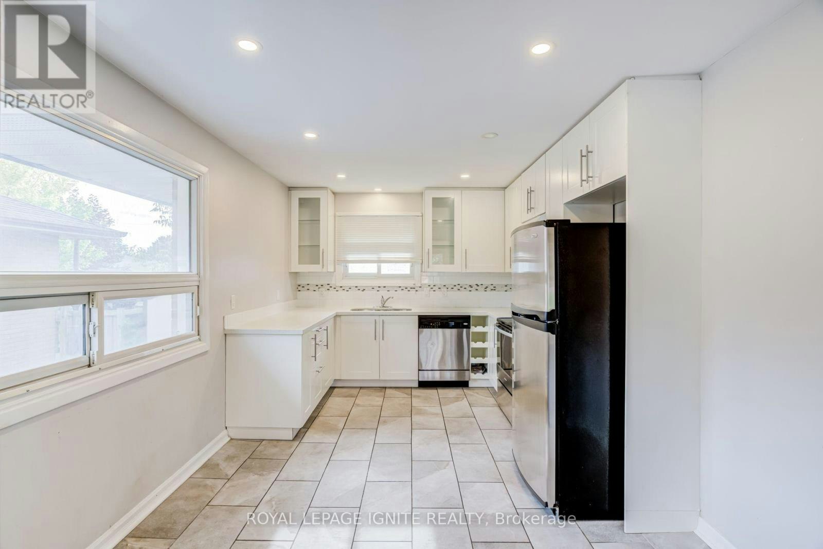 620 Central Park Boulevard N, Oshawa, ON, L1G 6A4 - 16