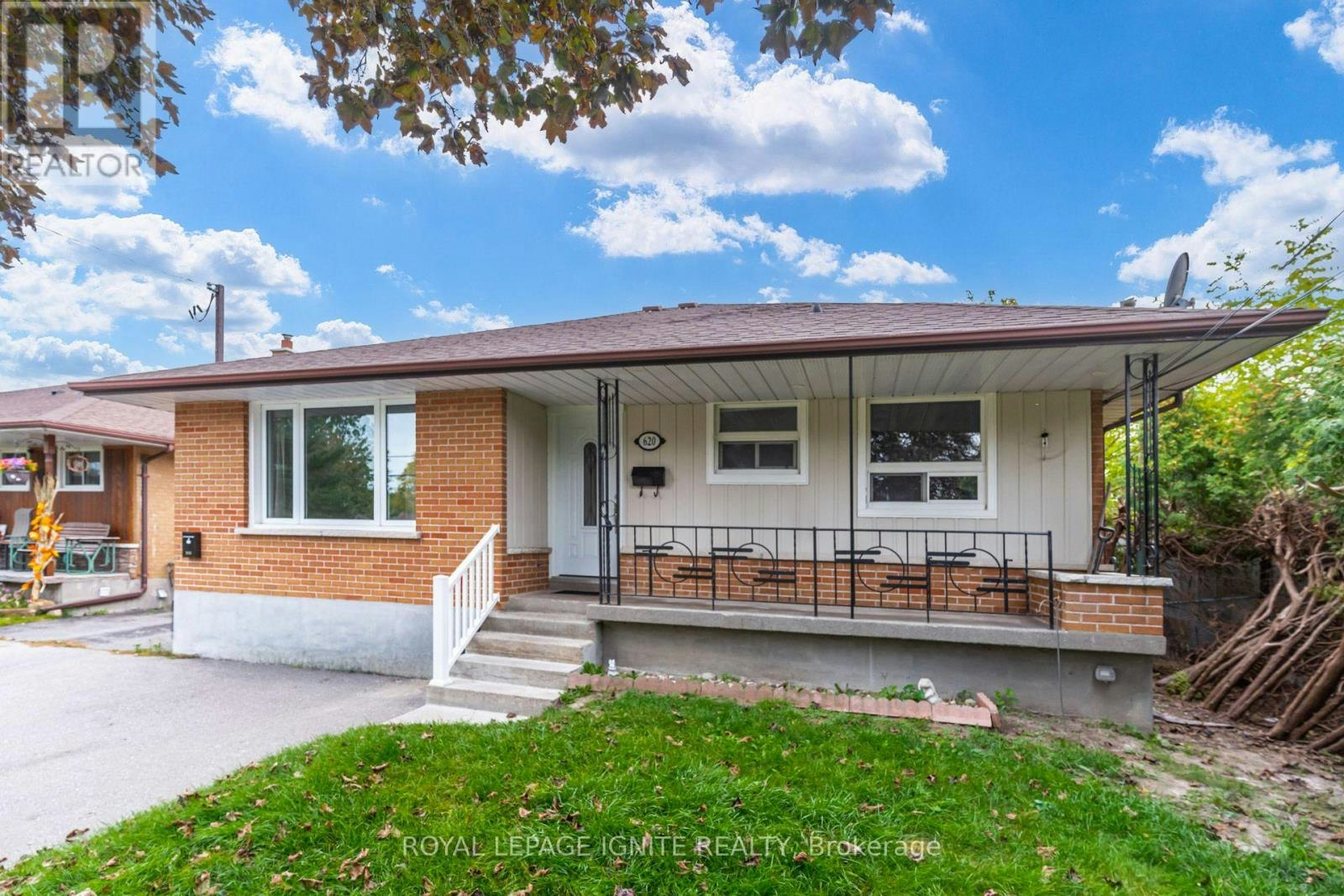 620 Central Park Boulevard N, Oshawa, ON, L1G 6A4 - 3