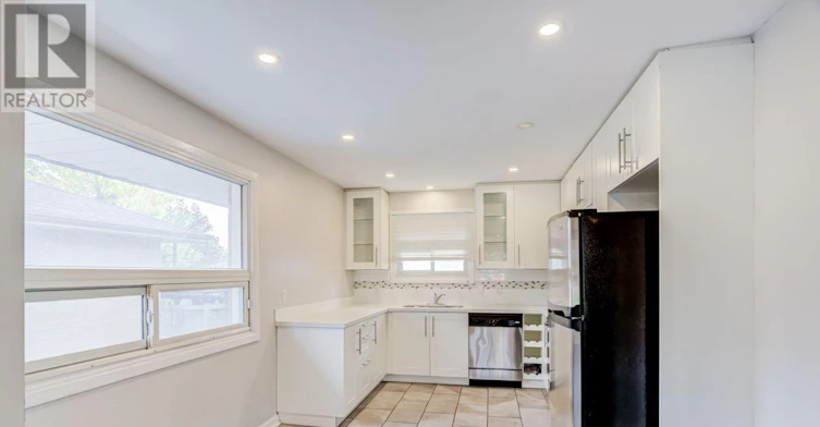 620 Central Park Boulevard N, Oshawa, ON, L1G 6A4 - 17