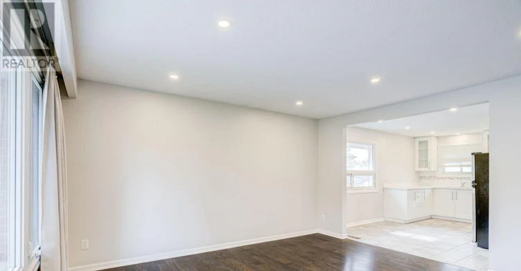 620 Central Park Boulevard N, Oshawa, ON, L1G 6A4 - 12