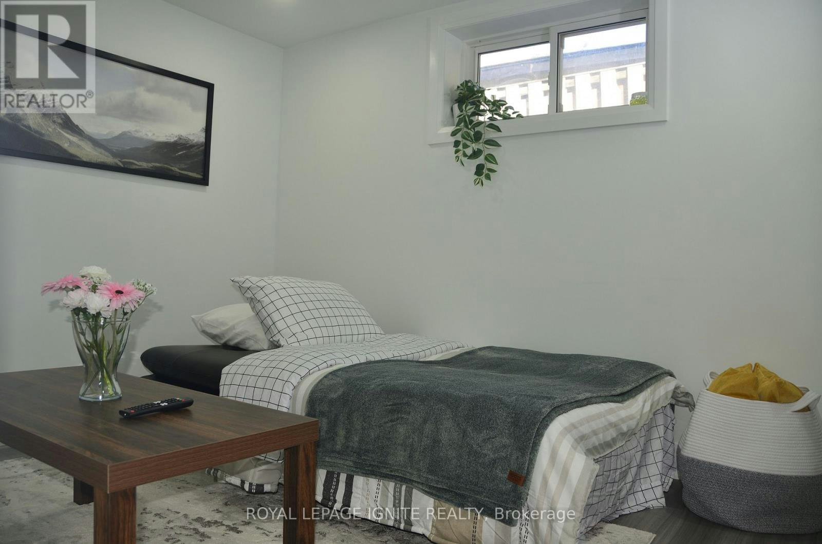 BSMT-1001 Pharmacy Avenue, Toronto, ON, M1R 2G5 - 13