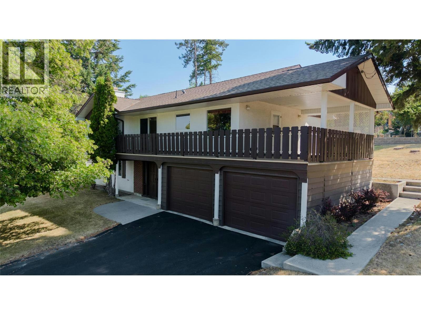 804 S 28th Avenue, Cranbrook, BC, V1C 3K1