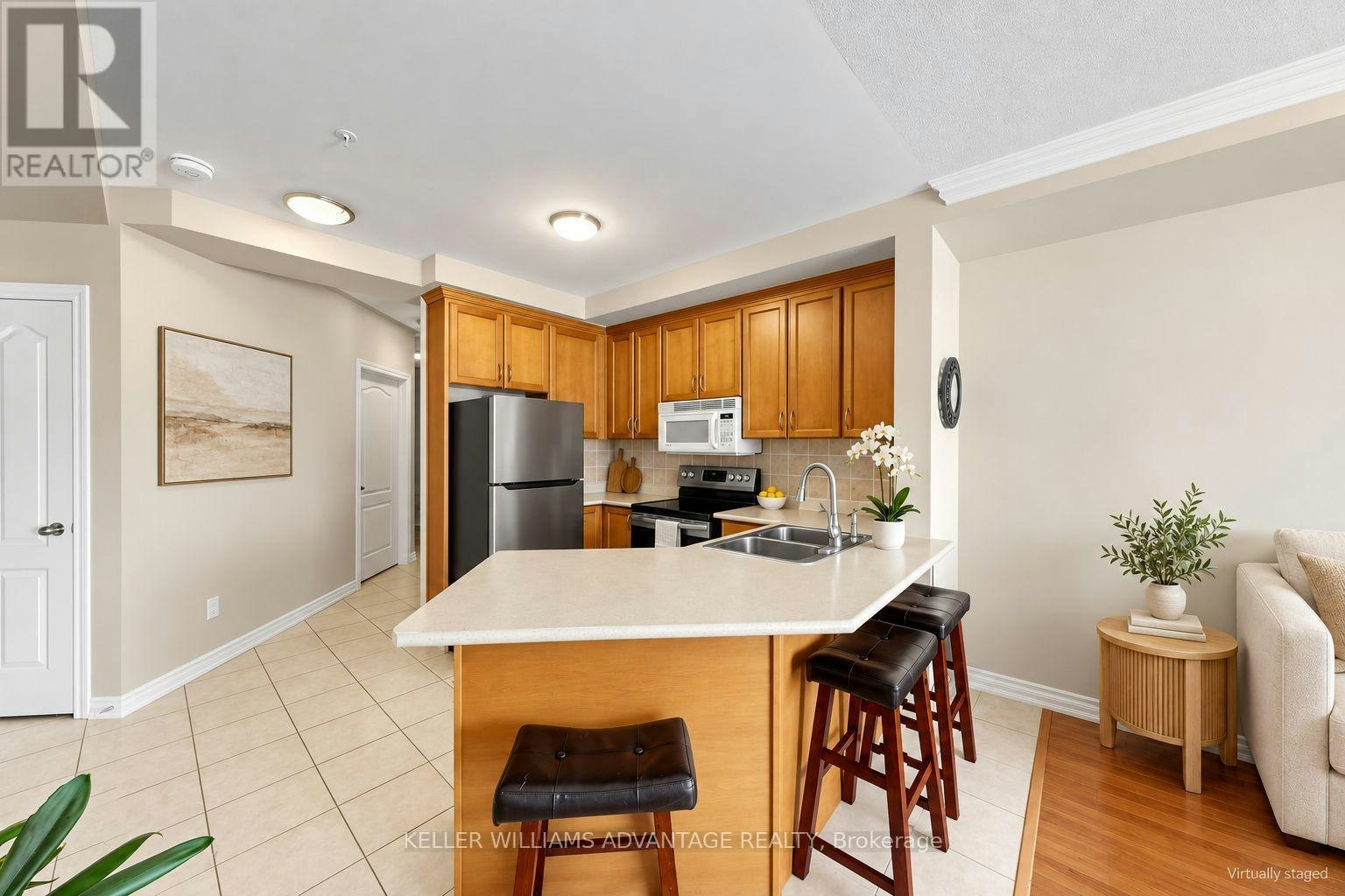 407-112 Simcoe Road, Bradford West Gwillimbury, ON, L3Z 1Y2 - 4