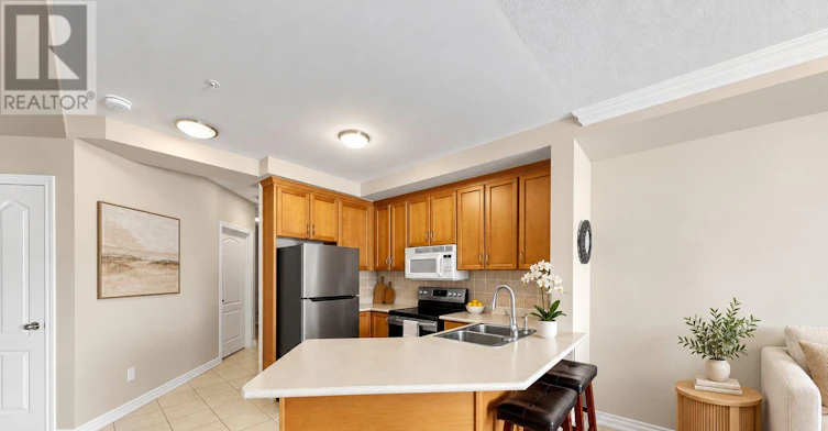 407-112 Simcoe Road, Bradford West Gwillimbury, ON, L3Z 1Y2 - 4