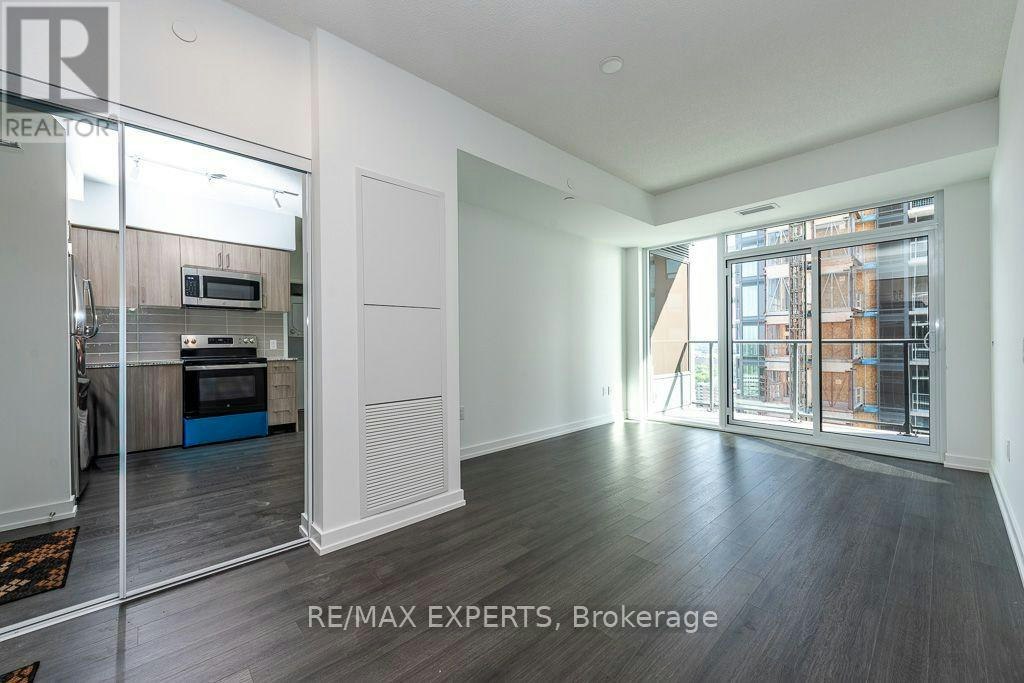 2222-4010 Eglinton Avenue W, Toronto, ON, M9A 0G5 - 6