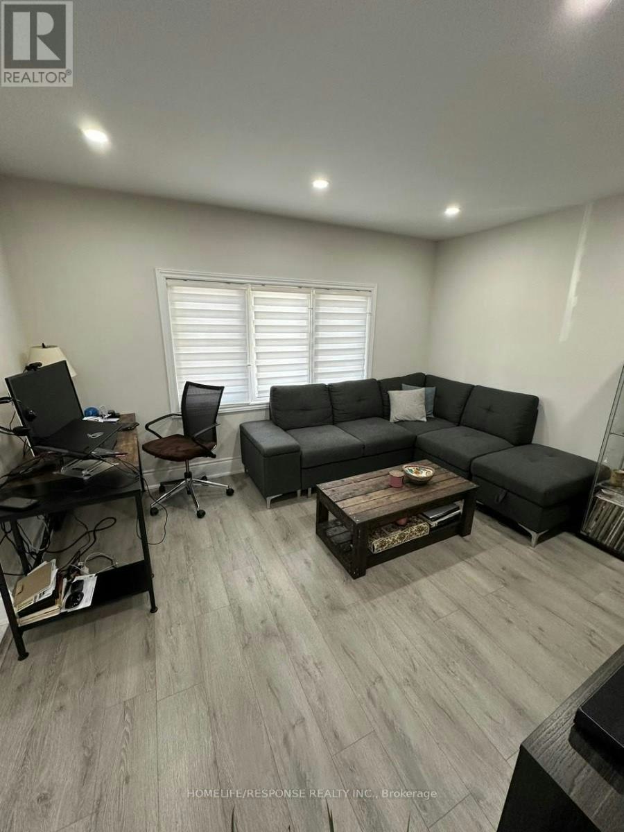 88 Shelby Avenue, Hamilton, ON, L8H 5L5 - 4