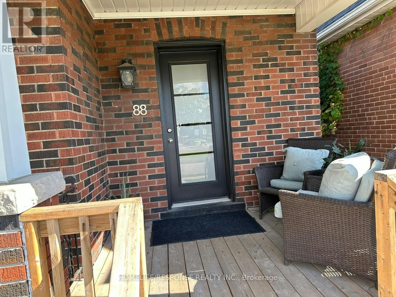 88 Shelby Avenue, Hamilton, ON, L8H 5L5 - 2