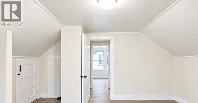 3272 Edison Street, Windsor, ON, N9C 1S2 - 10