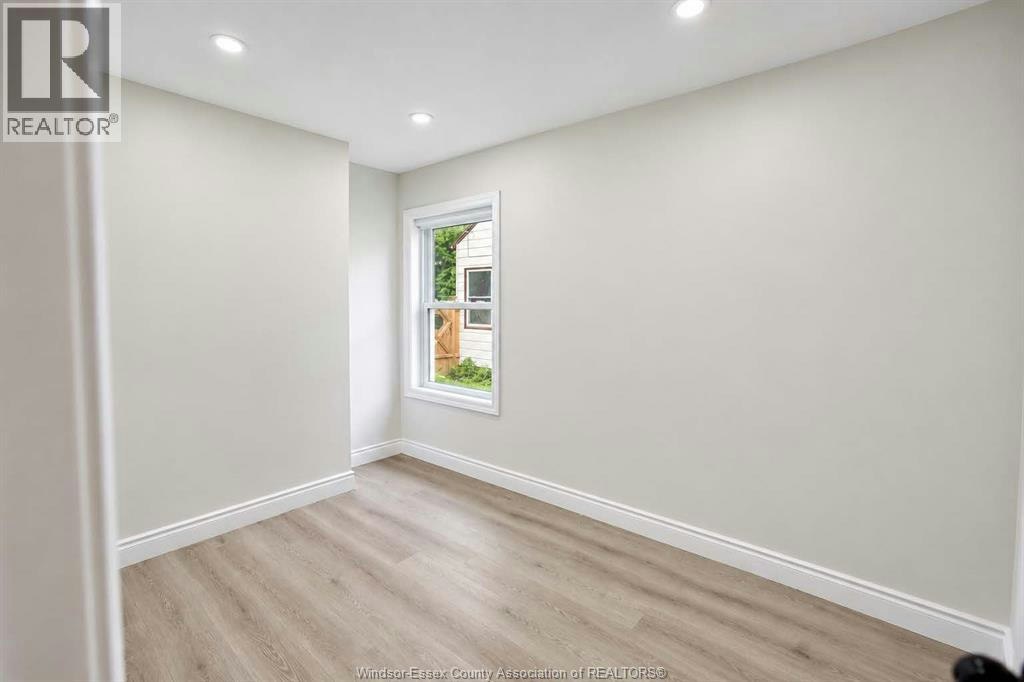3272 Edison Street, Windsor, ON, N9C 1S2 - 6