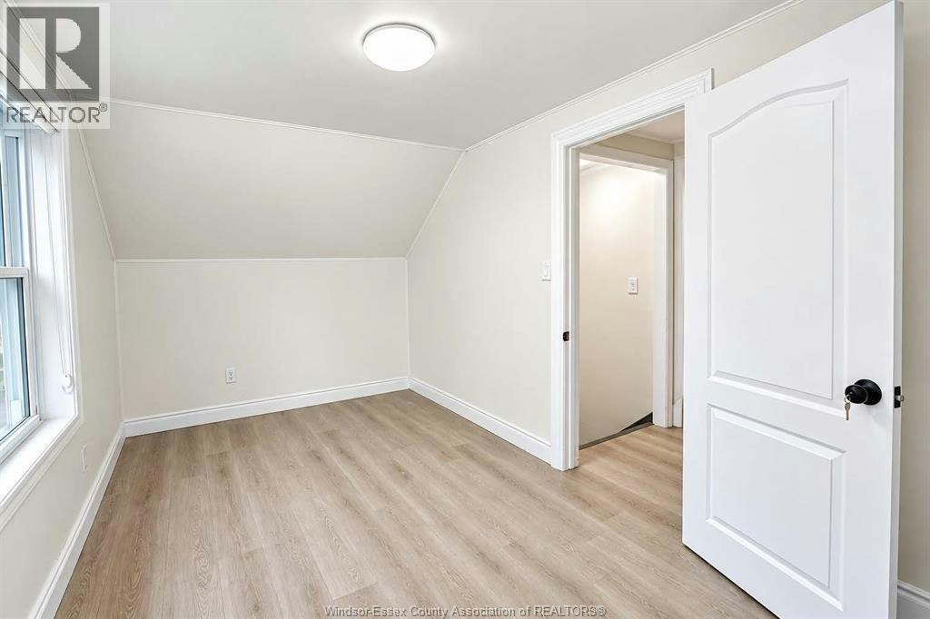 3272 Edison Street, Windsor, ON, N9C 1S2 - 13