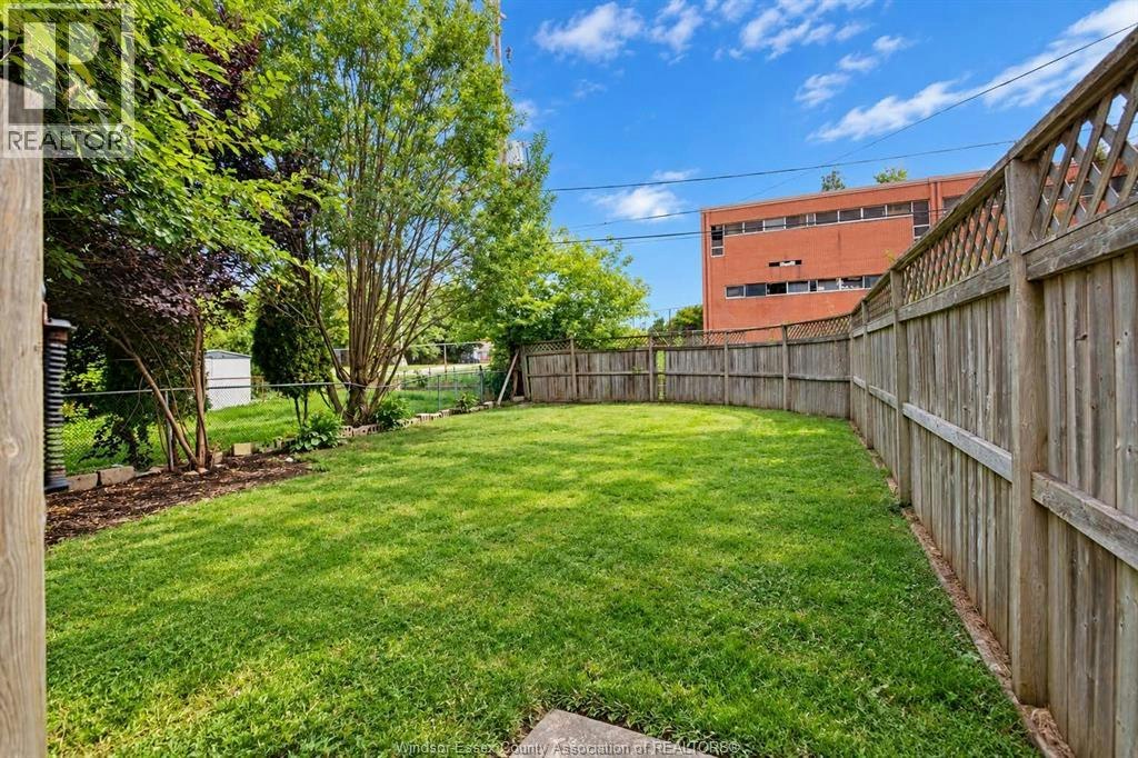 3272 Edison Street, Windsor, ON, N9C 1S2 - 17