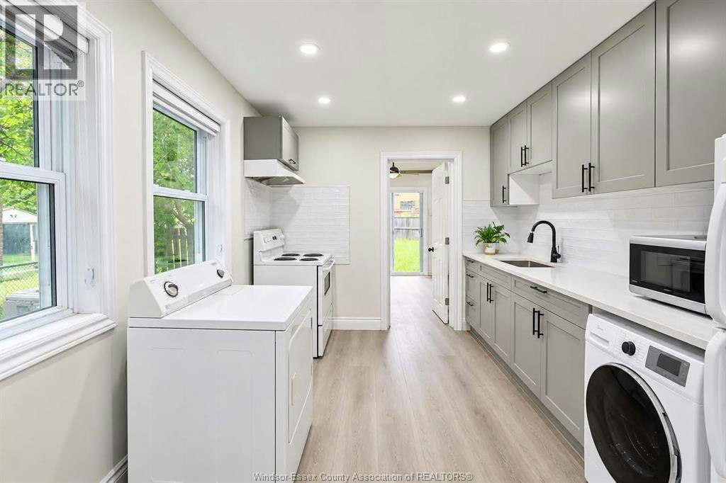 3272 Edison Street, Windsor, ON, N9C 1S2 - 4