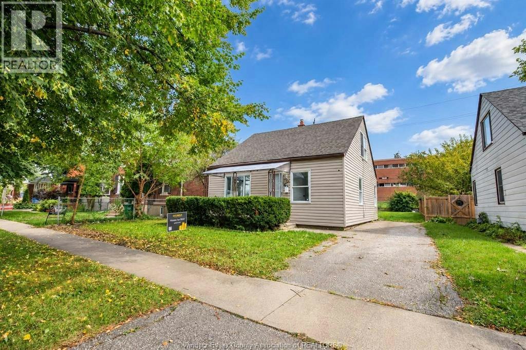 3272 Edison Street, Windsor, ON, N9C 1S2