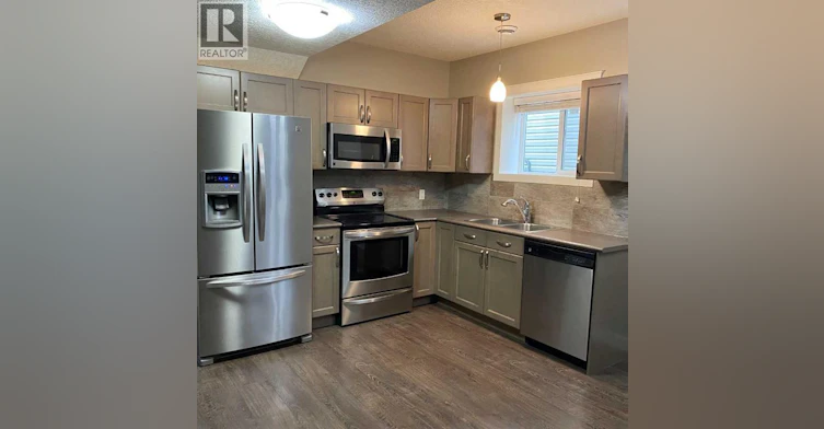 A(DN-9429 88 Street, Grande Prairie, AB, T8X 0H2 - 2