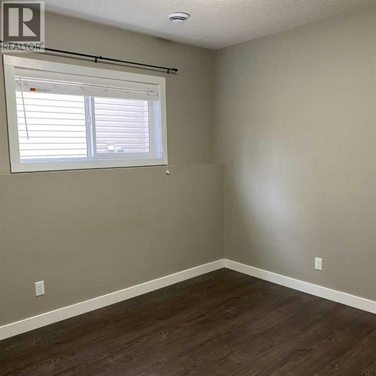 A(DN-9429 88 Street, Grande Prairie, AB, T8X 0H2 - 4