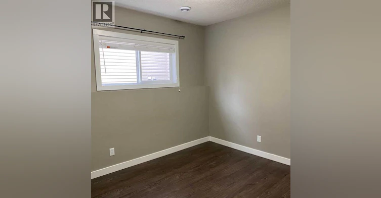 A(DN-9429 88 Street, Grande Prairie, AB, T8X 0H2 - 4