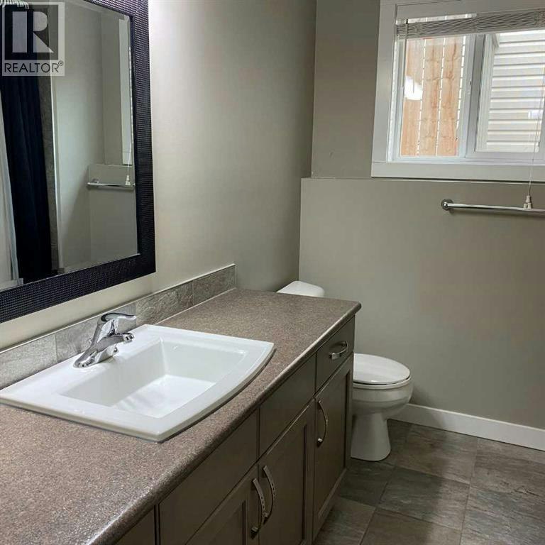 A(DN-9429 88 Street, Grande Prairie, AB, T8X 0H2 - 5