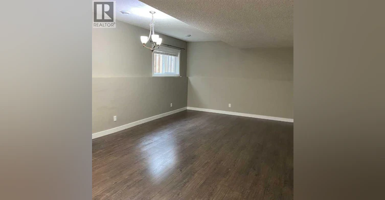 A(DN-9429 88 Street, Grande Prairie, AB, T8X 0H2 - 3
