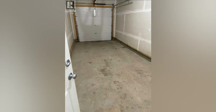 A(DN-9429 88 Street, Grande Prairie, AB, T8X 0H2 - 9