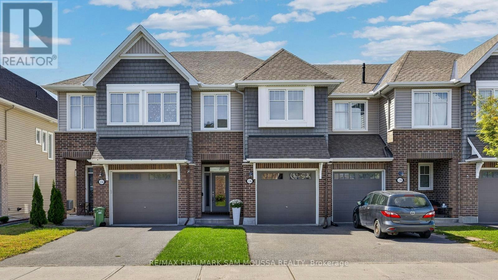 136 Lavatera Street, Ottawa, ON, K1T 0R8
