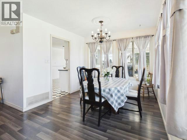 5726 Marine Avenue, Powell River, BC, V8A 2M4 - 14