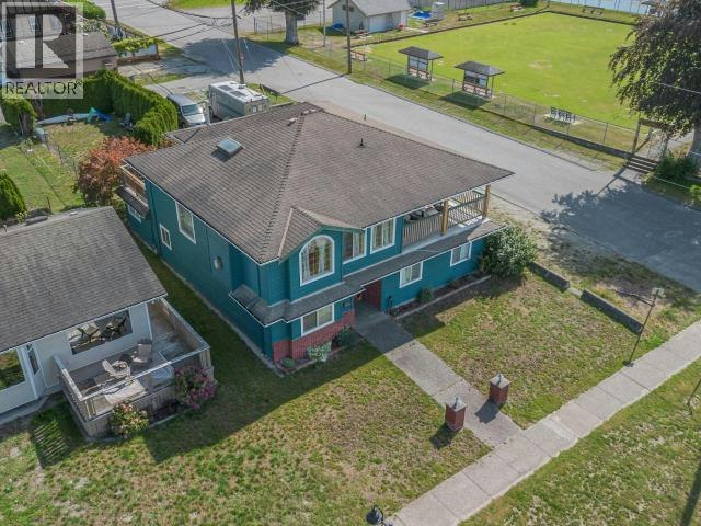 5726 Marine Avenue, Powell River, BC, V8A 2M4 - 56
