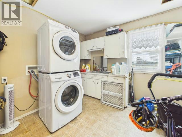 5726 Marine Avenue, Powell River, BC, V8A 2M4 - 33
