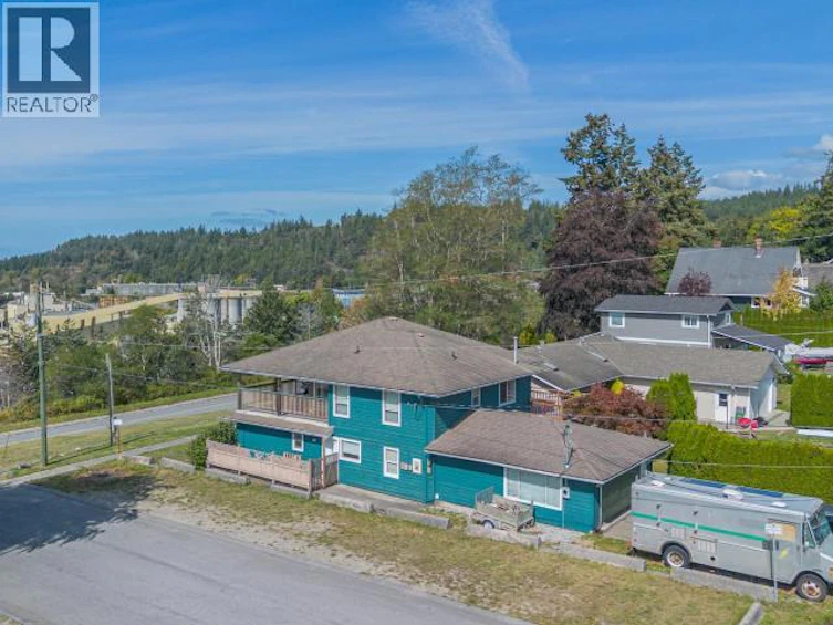 5726 Marine Avenue, Powell River, BC, V8A 2M4 - 54