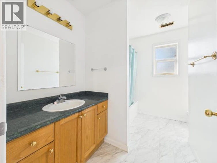 5726 Marine Avenue, Powell River, BC, V8A 2M4 - 41