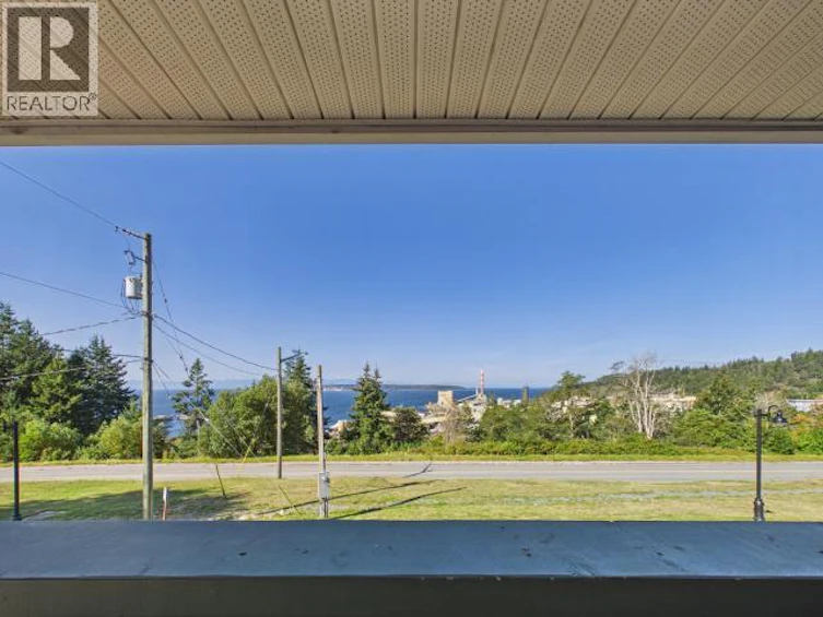 5726 Marine Avenue, Powell River, BC, V8A 2M4 - 22