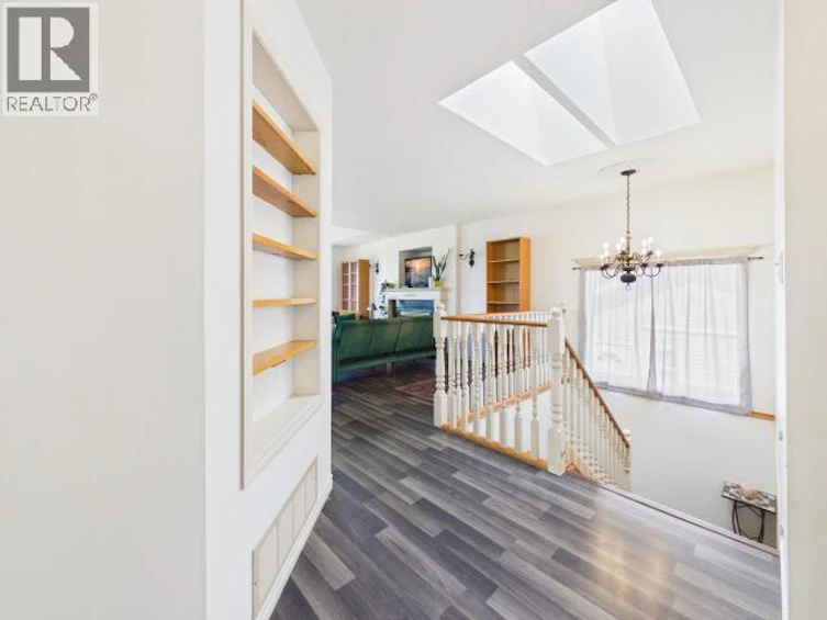 5726 Marine Avenue, Powell River, BC, V8A 2M4 - 17