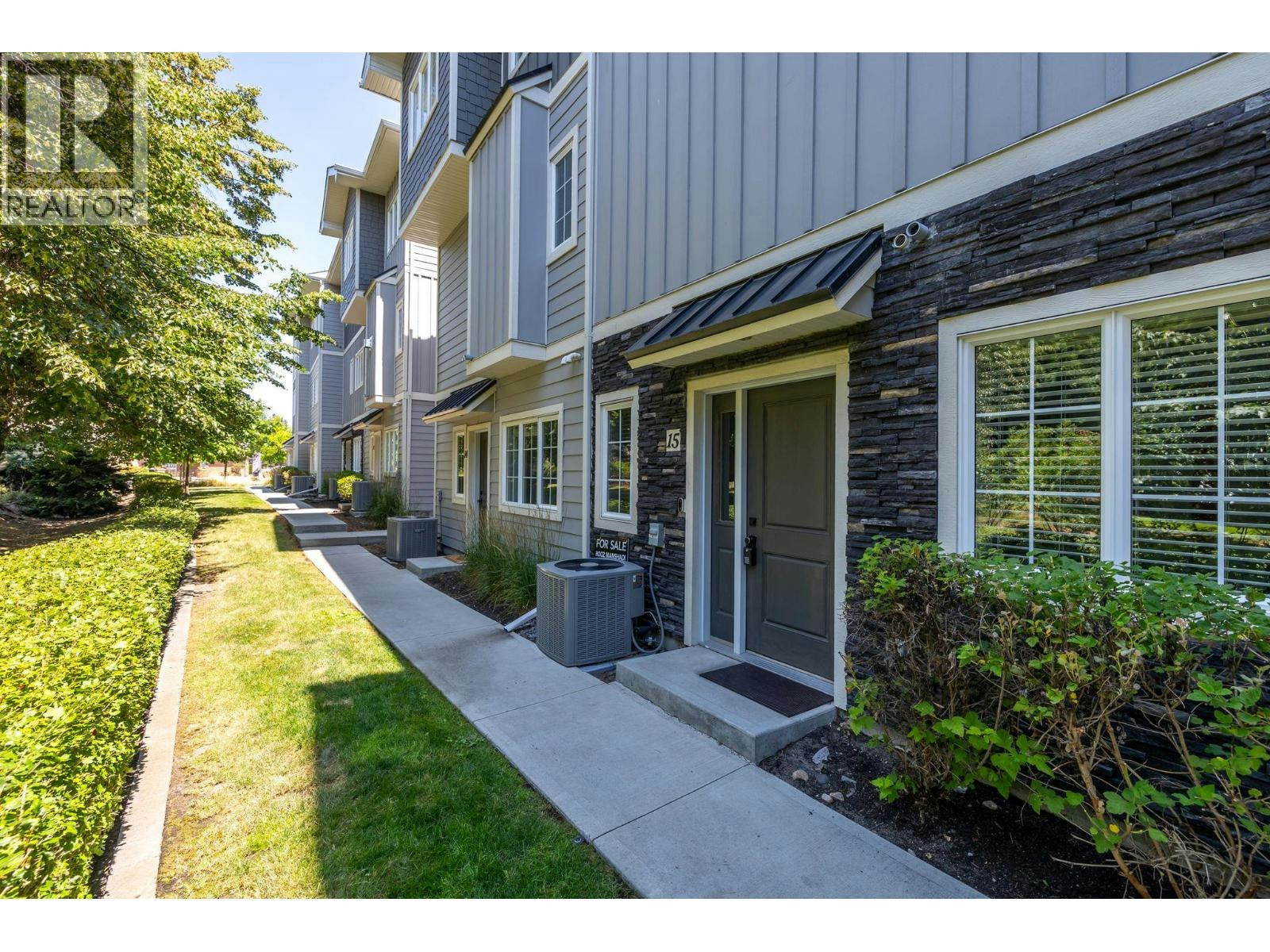 15-644 Lequime Road, Kelowna, BC, V1W 1A4