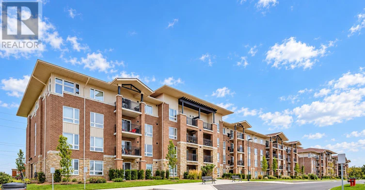 303-67 Kingsbury Square, Guelph, ON, N1L 0L3
