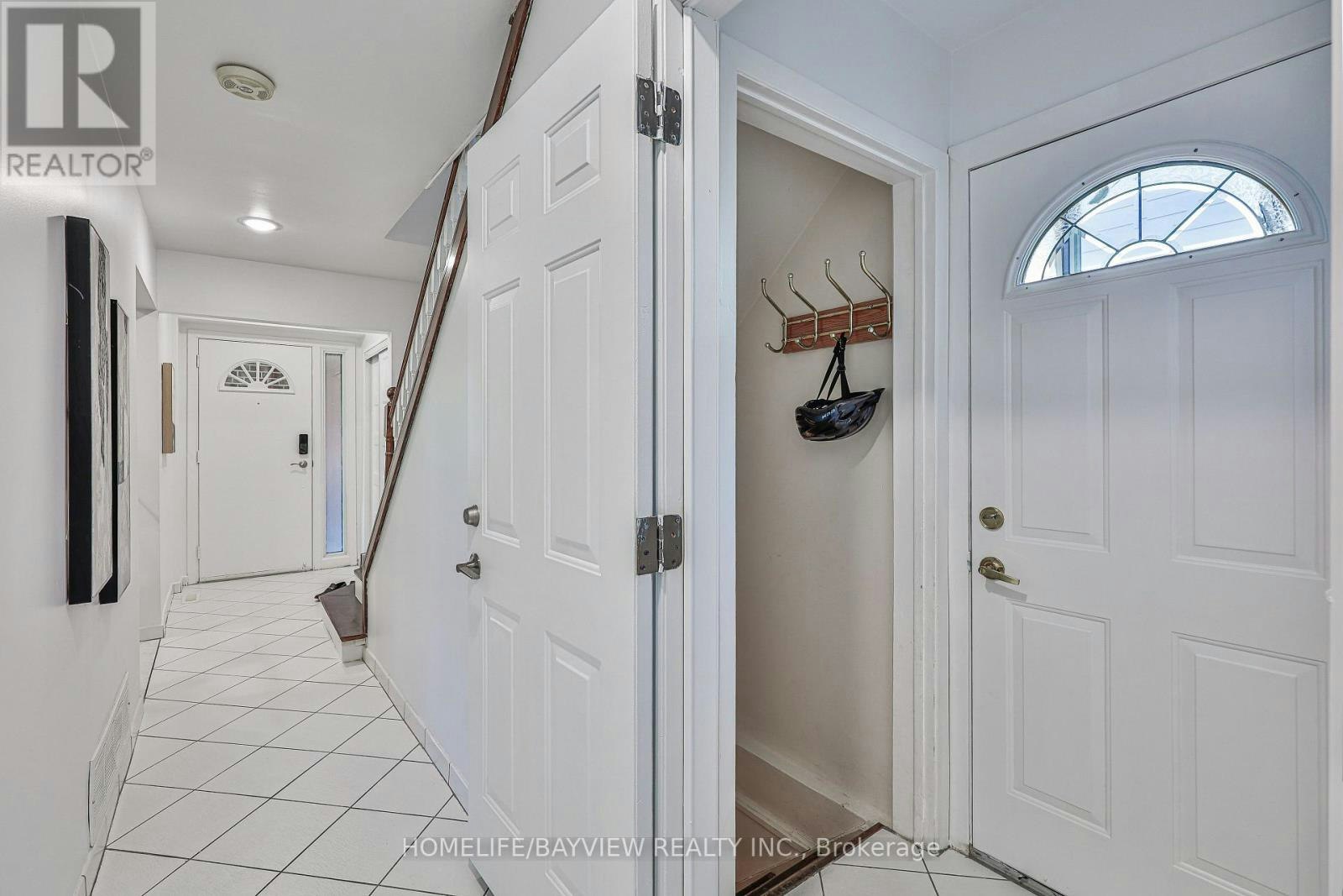 MAIN 27 Second Floors Bedle Avenue, Toronto, ON, M2H 1K7 - 34