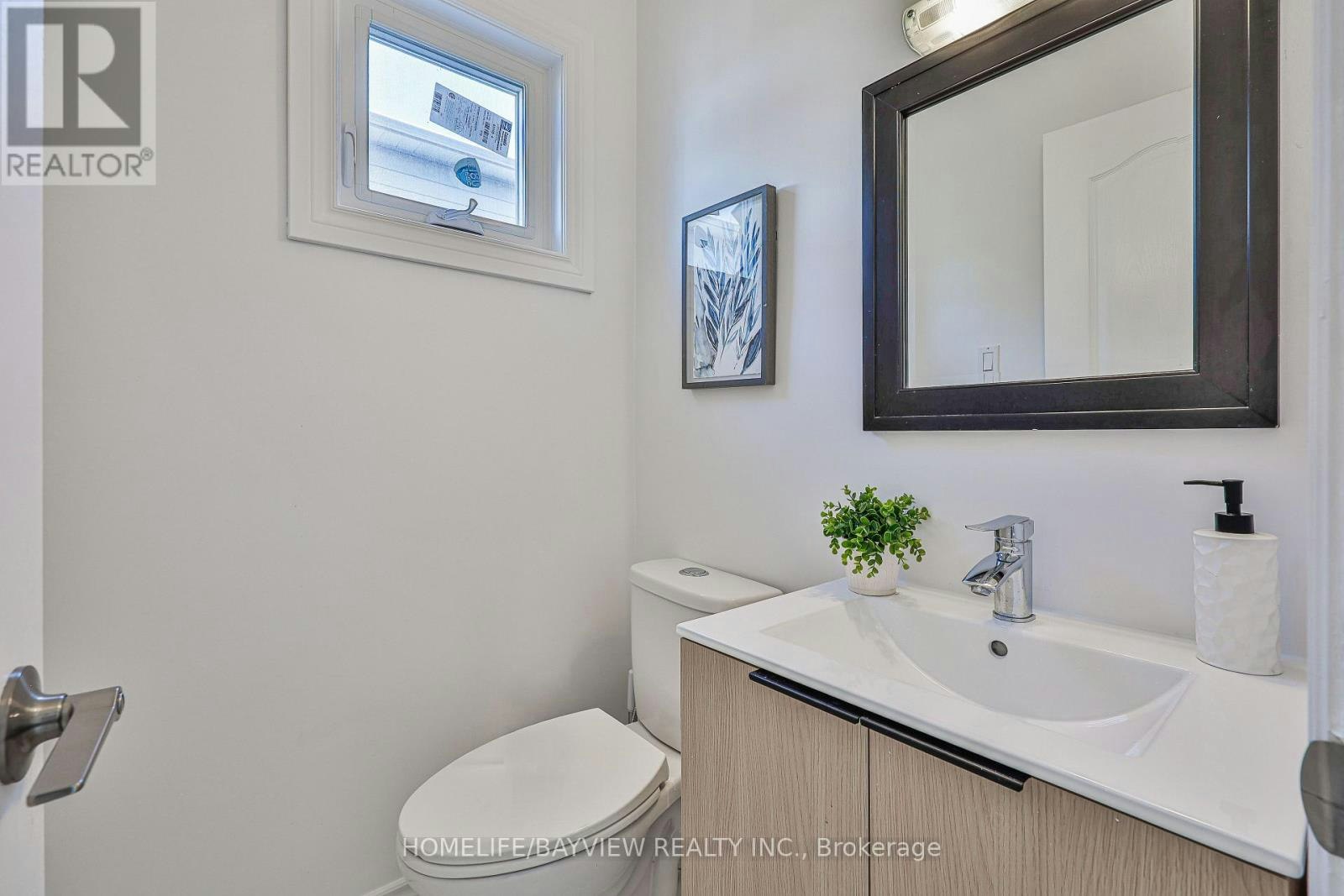 MAIN 27 Second Floors Bedle Avenue, Toronto, ON, M2H 1K7 - 17