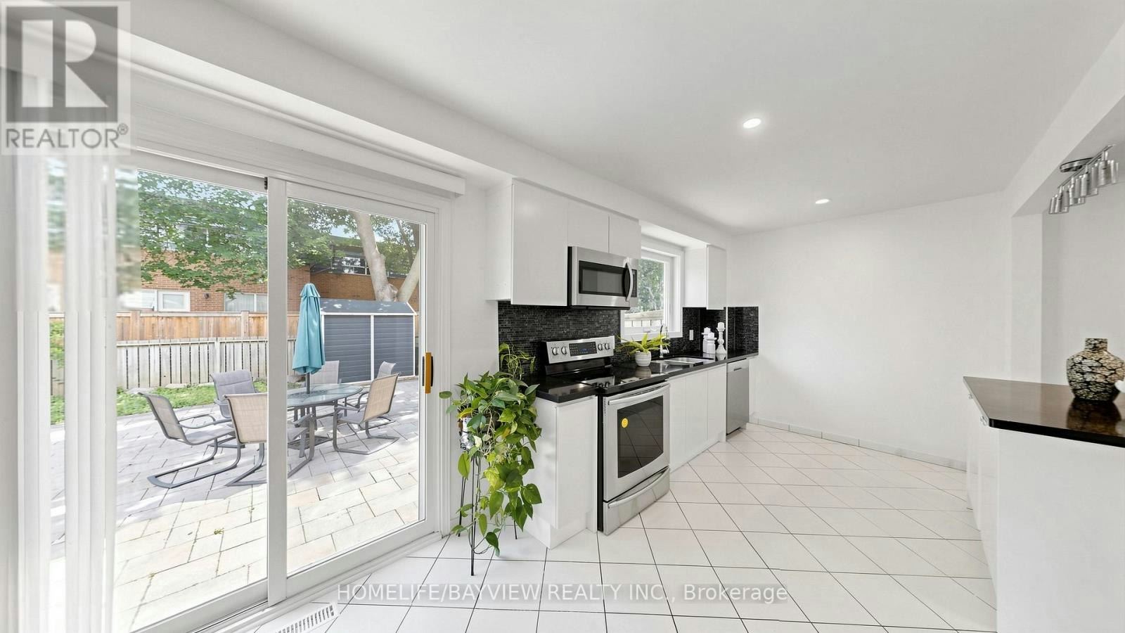 MAIN 27 Second Floors Bedle Avenue, Toronto, ON, M2H 1K7 - 16