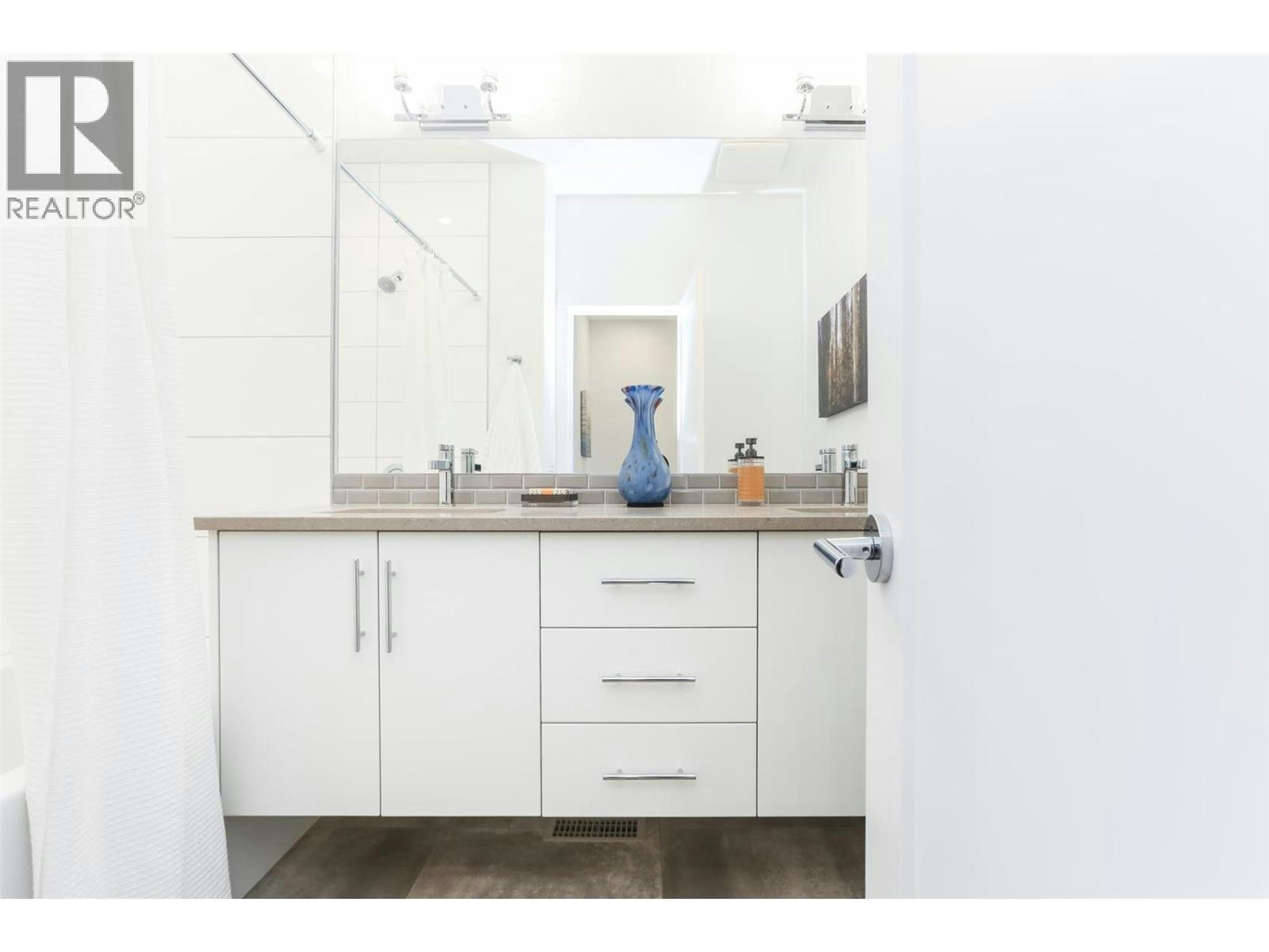 101-610 Academy Way, Kelowna, BC, V1V 0H2 - 28