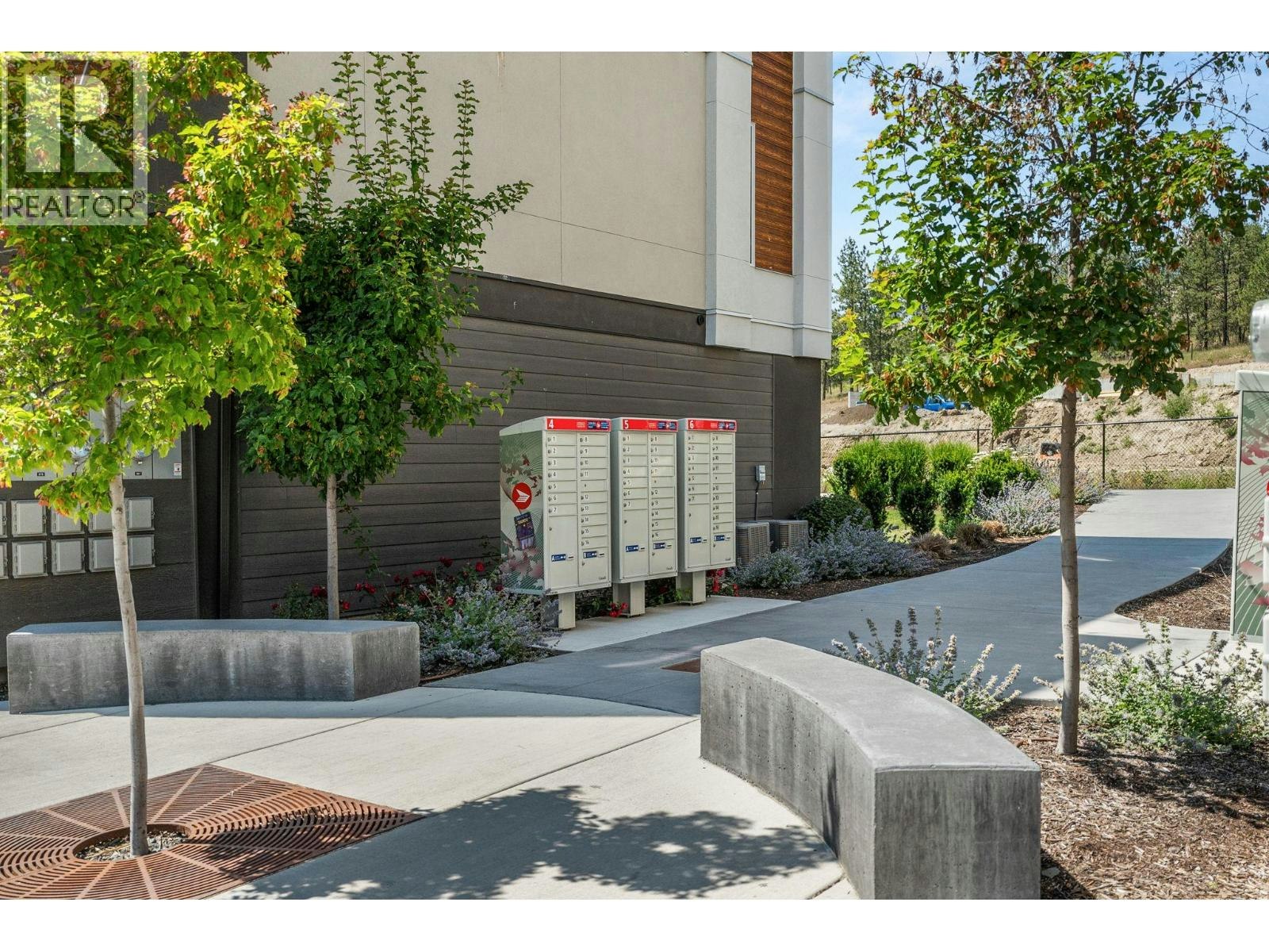 101-610 Academy Way, Kelowna, BC, V1V 0H2 - 32